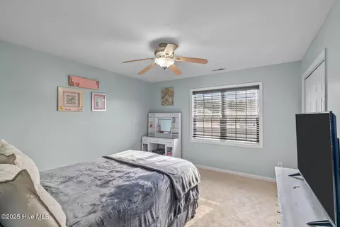 Bedroom - 118 Byrum Run, Hubert, NC 28539 photo 3 of 7