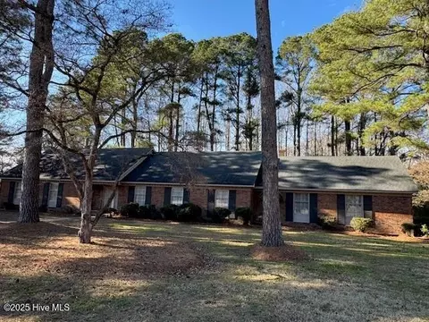 404 Circle Dr, Ahoskie, NC 27910