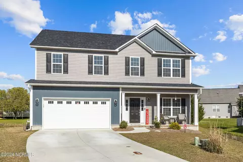 304 Ransom Brook Ct, Beaufort, NC 28516