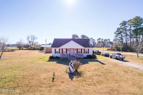 100 Shepherds Way, Knotts Island, NC 27950