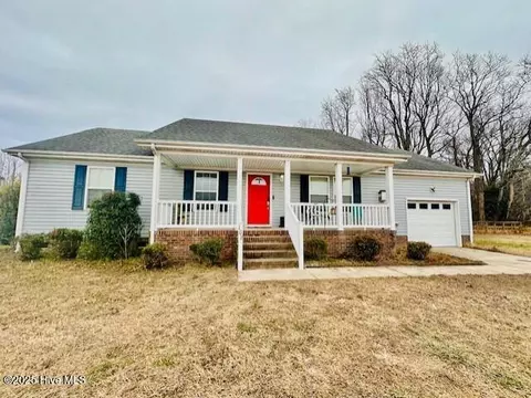 107 Clearwood Dr, Moyock, NC 27958