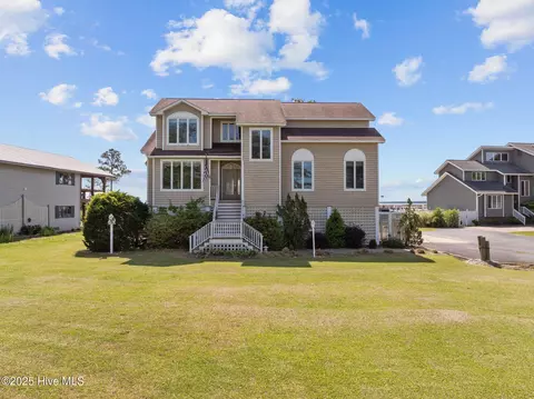 530 East St, Belhaven, NC 27810