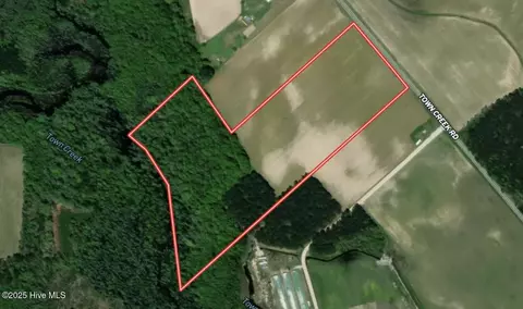 02 Town Creek Rd, Elm City, NC 27822