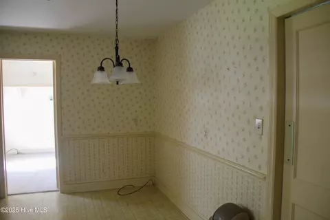 Dining - 4237 Washington St, Ayden, NC 28513 photo 1 of 1