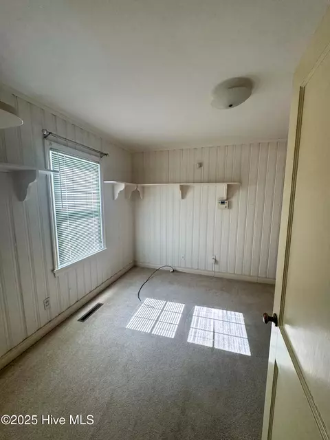 Bedroom - 4237 Washington St, Ayden, NC 28513 photo 2 of 5