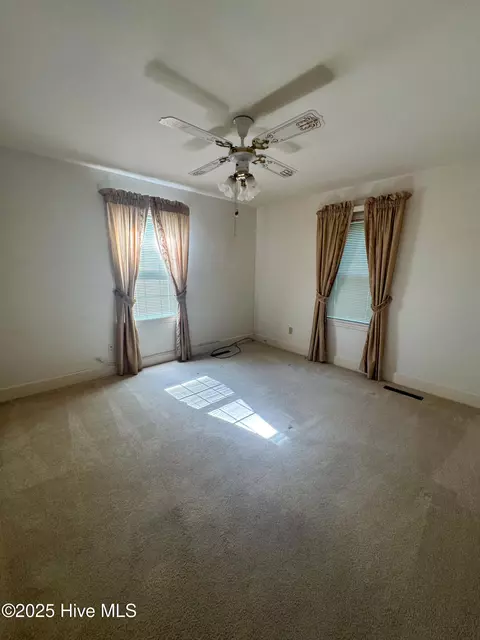 Bedroom - 4237 Washington St, Ayden, NC 28513 photo 1 of 5