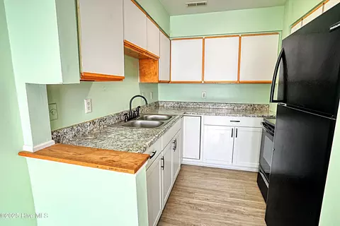 39 Roberts Rd #4, Hampstead, NC 28443 photo 8