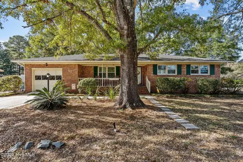 217 Pinecliff Dr, Wilmington, NC 28409