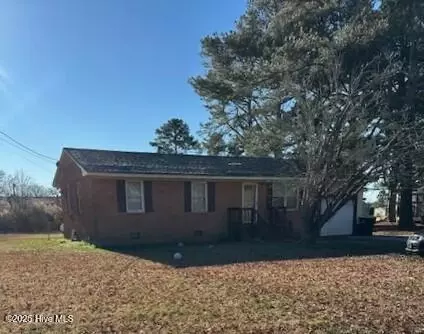 139 E Circle Dr, Hamilton, NC 27840