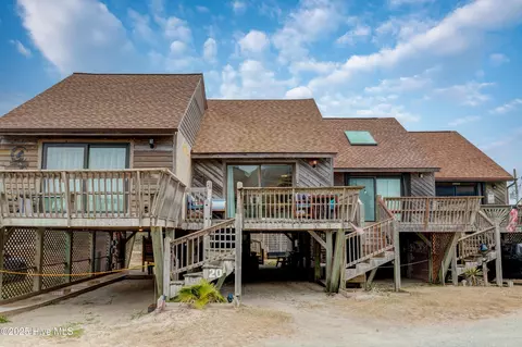 892 New River Inlet Rd #20, North Topsail Beach, NC 28460