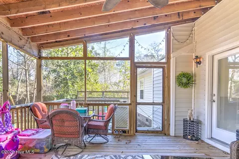 2135 Perrytown Loop Rd, New Bern, NC 28562 photo 3