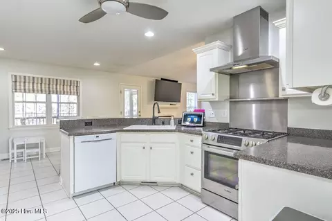 2135 Perrytown Loop Rd, New Bern, NC 28562 photo 14