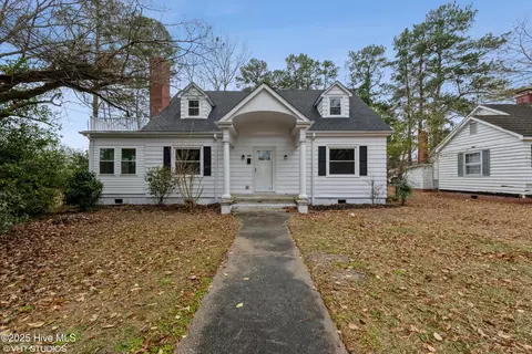 106 W Daniels St, Kinston, NC 28501