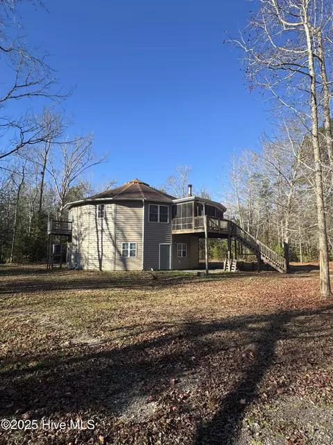 2880 Florence Rd, Merritt, NC 28556