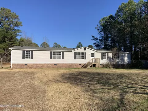 199 Bellhammon Forest Dr, Rocky Point, NC 28457