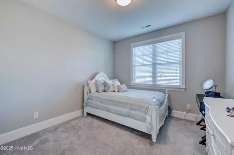 Bedroom - 88 Daylight Dr, Hampstead, NC 28443 photo 7 of 13