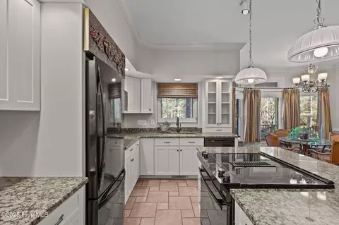 Kitchen - 7 Brinyan Ct, Pinehurst, NC 28374 photo 6 of 7