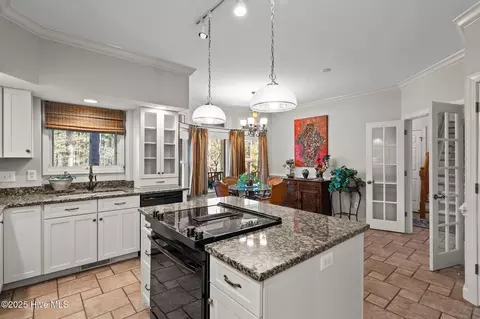 Kitchen - 7 Brinyan Ct, Pinehurst, NC 28374 photo 5 of 7