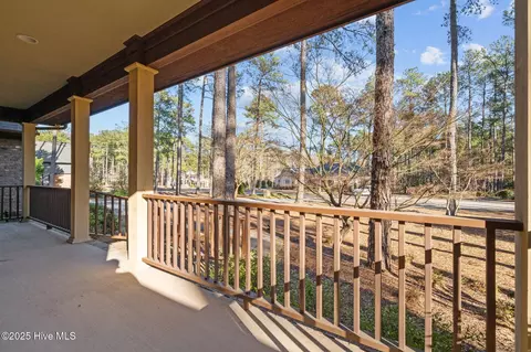 Exterior - 7 Brinyan Ct, Pinehurst, NC 28374 photo 12 of 17