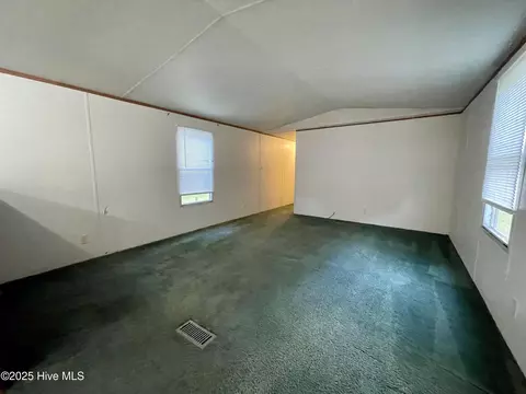 1098 Dewey Hardison Rd, Williamston, NC 27892 photo 9