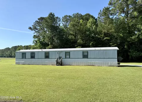 1098 Dewey Hardison Rd, Williamston, NC 27892 photo 2