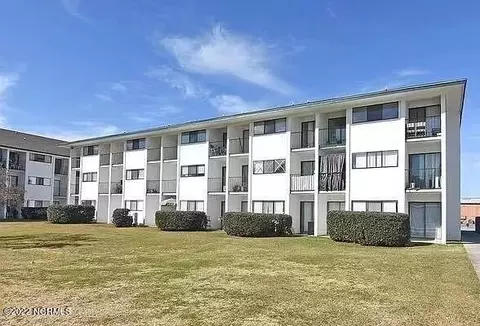 454 Racine Dr #E305 A & B, Wilmington, NC 28403