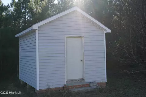 Other - 111 Red Drum Ln, Gloucester, NC 28528 photo 4 of 10