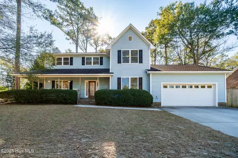 5121 Webb St, Morehead City, NC 28557