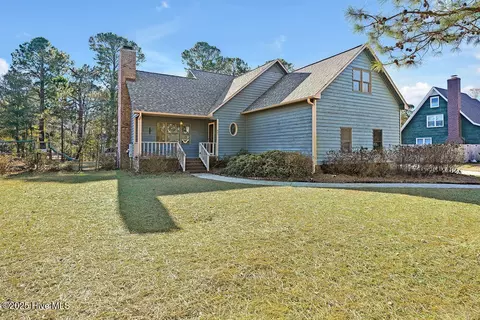 807 Greenbriar Rd, Wilmington, NC 28409
