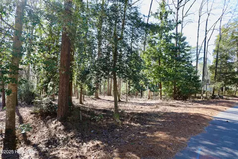 50 Lakewood Dr, Pinehurst, NC 28374
