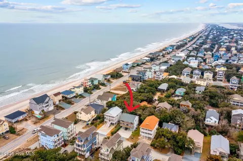 105 Fairytale Ln, Surf City, NC 28445