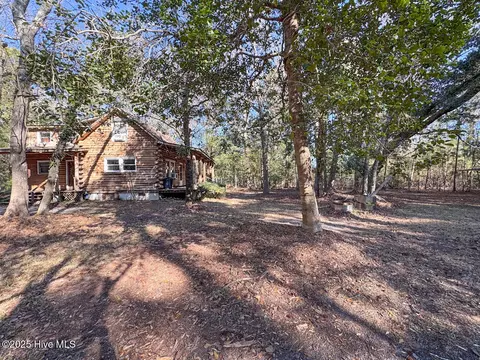 Exterior - 280 Thomas Ln, Hampstead, NC 28443 photo 12 of 22