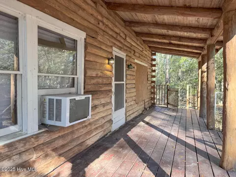 Exterior - 280 Thomas Ln, Hampstead, NC 28443 photo 14 of 22