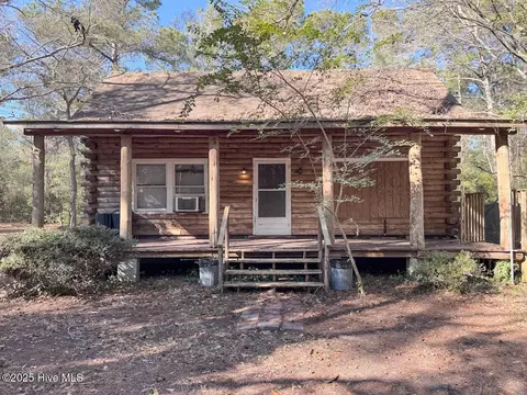 Exterior - 280 Thomas Ln, Hampstead, NC 28443 photo 13 of 22