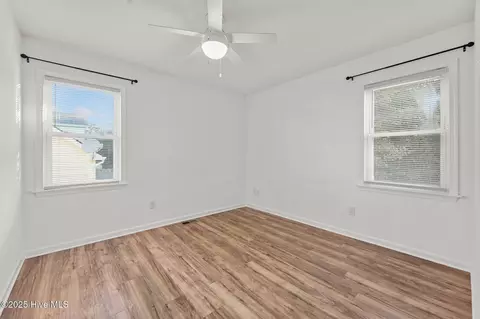 519 W Walker St, Kill Devil Hills, NC 27948 photo 29