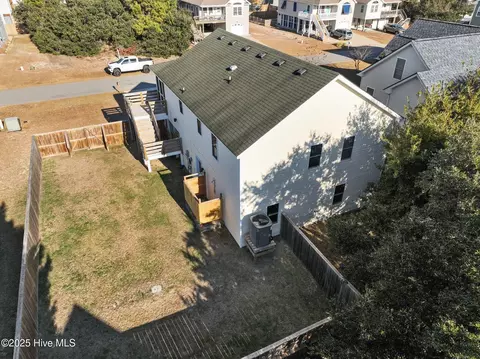 519 W Walker St, Kill Devil Hills, NC 27948 photo 10