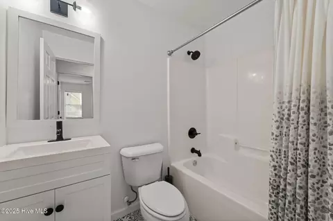 519 W Walker St, Kill Devil Hills, NC 27948 photo 23