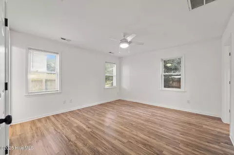 519 W Walker St, Kill Devil Hills, NC 27948 photo 35