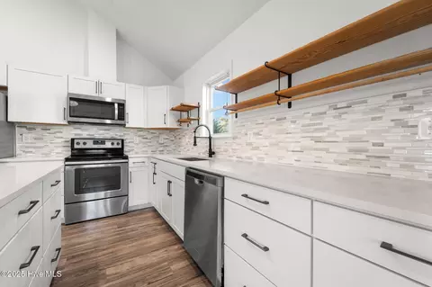 519 W Walker St, Kill Devil Hills, NC 27948 photo 19