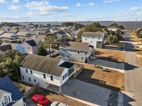 519 W Walker St, Kill Devil Hills, NC 27948 photo 13