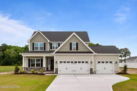 1057 Appaloosa Trl, Grimesland, NC 27837