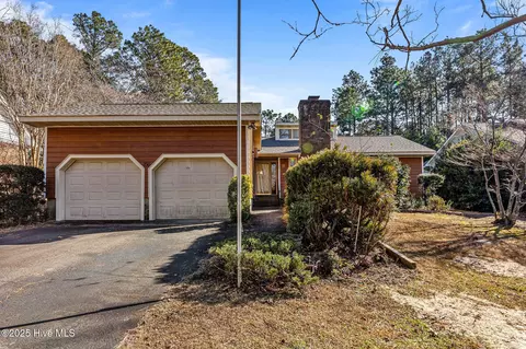 350 Spring Lake Dr, Pinehurst, NC 28374 photo 3
