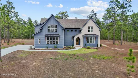 130 Sugar Sand Ln, West End, NC 27376