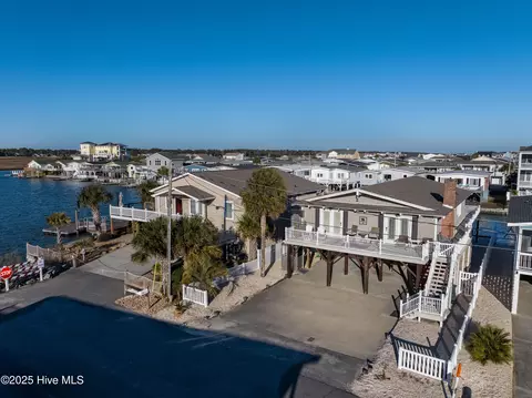 310 44th Ave N, North Myrtle Beach, SC 29582
