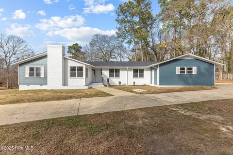Exterior - 248 Summertree Ct, Clinton, NC 28328 photo 5 of 5