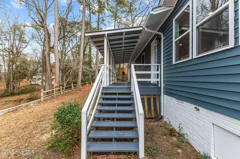 Exterior - 248 Summertree Ct, Clinton, NC 28328 photo 4 of 5