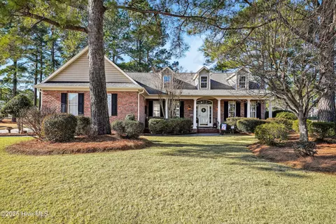 1014 Ridgemont Dr, Leland, NC 28451