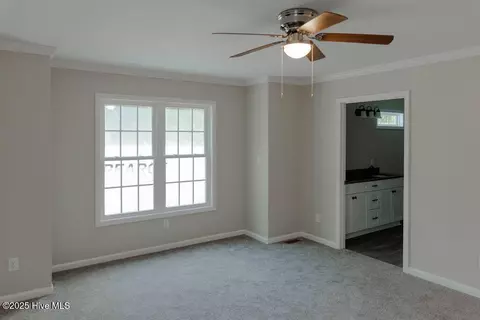 306 Locust St, Hamlet, NC 28345 photo 16