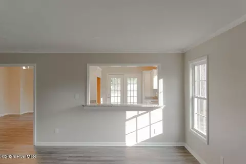 306 Locust St, Hamlet, NC 28345 photo 8