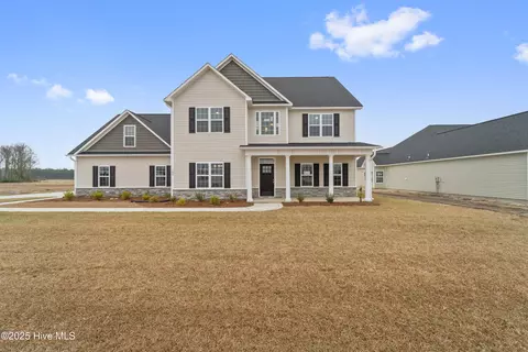 708 Atlantic Coast Ln, Jacksonville, NC 28546